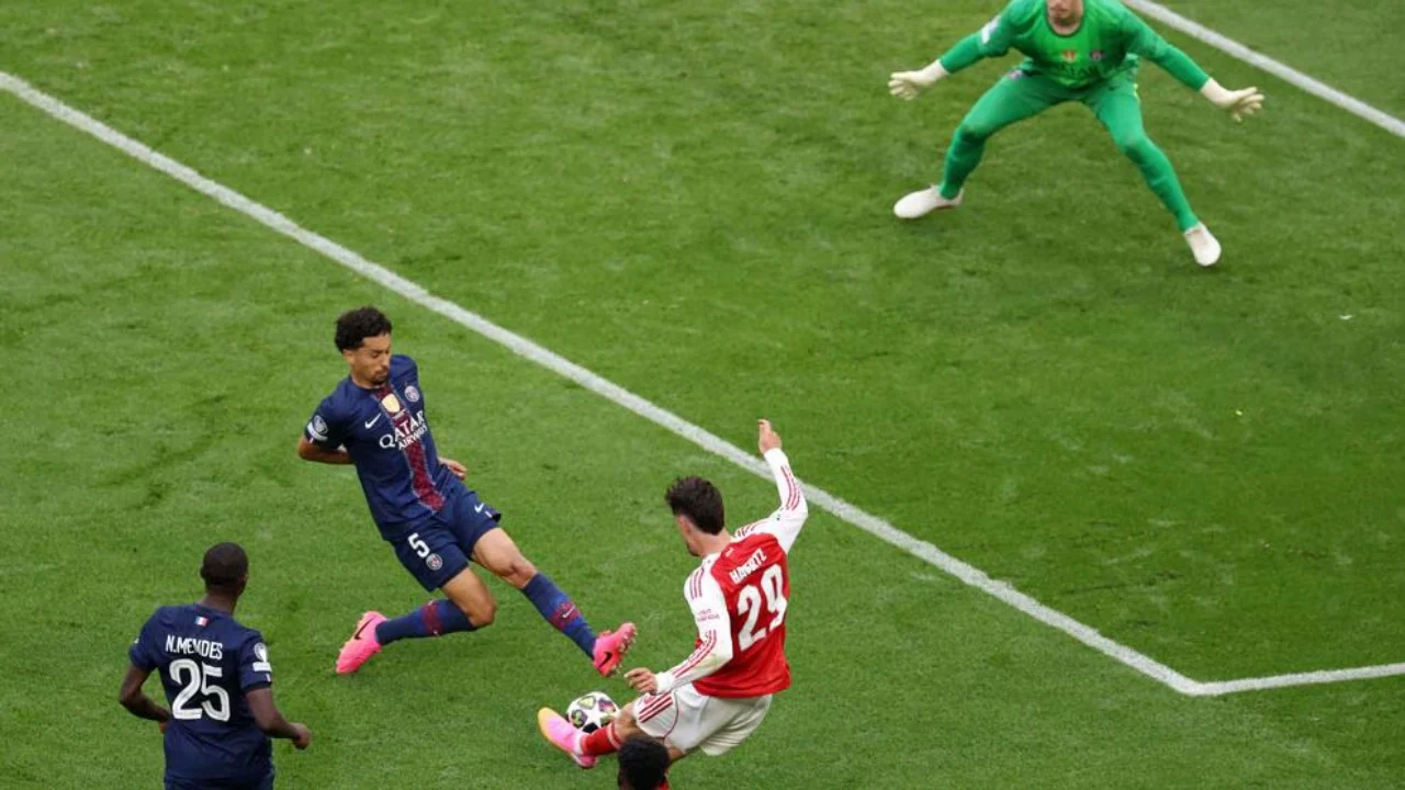PSG ARSENAL  Rikthehet baraspesha në Budapest  Dembele shënon nga pika e bardhë