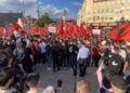 “Shqiptaria është me Shkupin”, studentët në Tiranë protestë më 26 maj