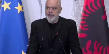 Rama i replikon gazetarit Eddy Wax: Italia merr nga Shqipëria atë që kërkon