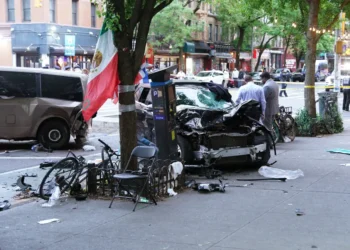 Shoferi i dehur përplas këmbësorët, 2 të vdekur dhe 3 të plagosur në Manhattan