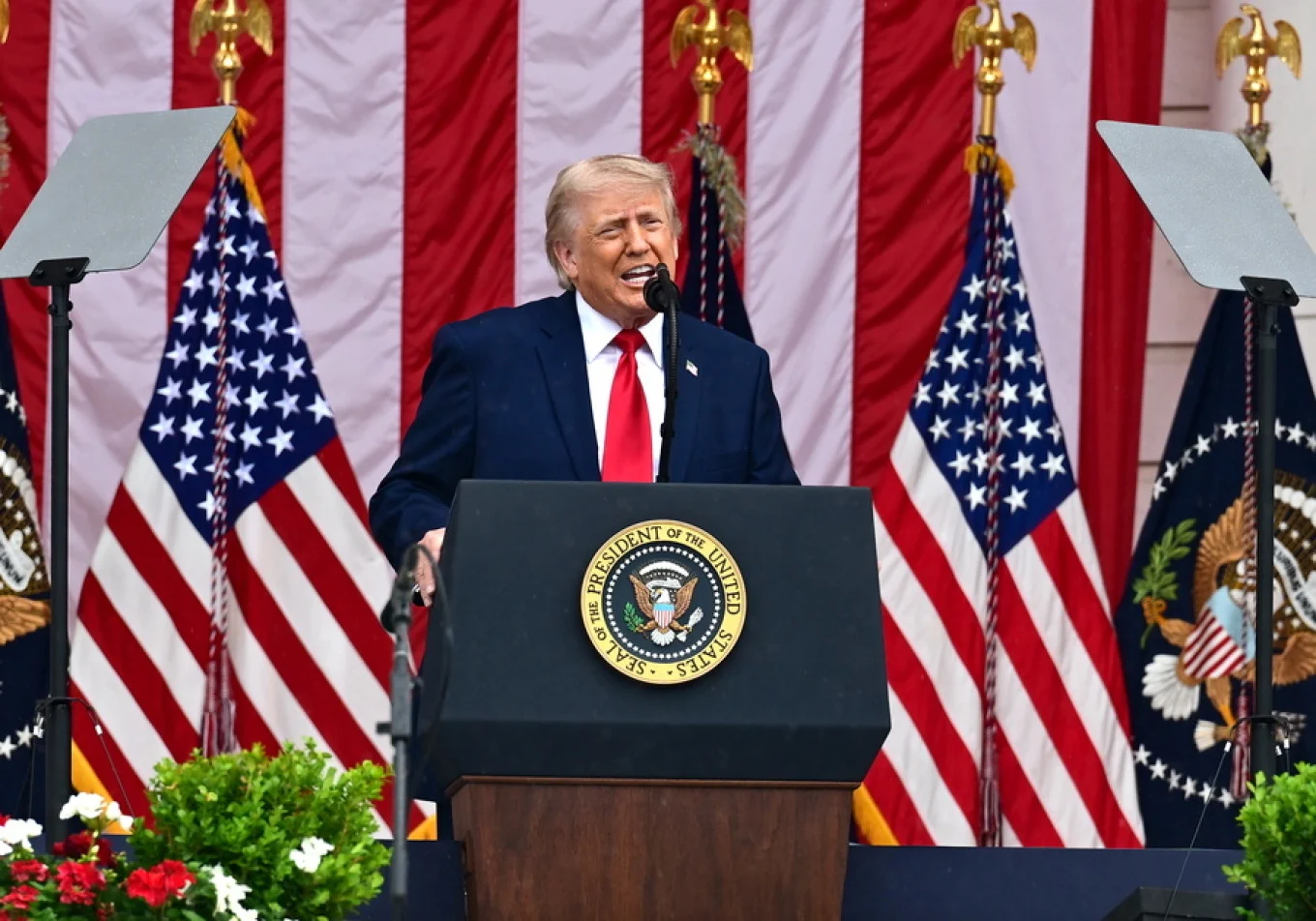 Përpjekjet për marrëveshje  Trump  Sanksionet ndaj Iranit nuk do të hiqen edhe nëse ai dorëzon uraniumin e pasuruar