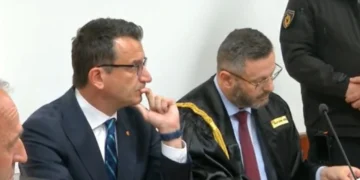 Pas Dados, Veliaj padit edhe KLP: Prisja të kishte transparencë! Ka një palë që do errësirë…