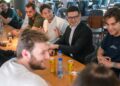 Vengu takon studentët shqiptarë në Tetovë, mbështet protestat për provimet në gjuhën shqipe