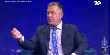 “Ka dashur ta ruajë”/ A i mbijeton Spiropali përjashtimit? Vangjeli tregon momentin kritik: Gota e kristaltë u thye…