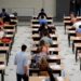 DETAJE / Mbi 26 mijë maturantë i nënshtrohen sot provimit të Gjuhës Shqipe dhe Letërsisë