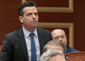 Byroja e Kuvendit lë në fuqi përjashtimin e Shehajt me 30 ditë pas sherrit me ministrin Malaj