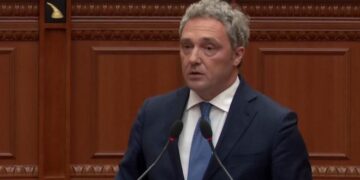 Spahia kritika në Kuvend për urdhrin e Ministrisë së Shëndetësisë, kërkon sqarime për terapinë hormonale për transgjinorët