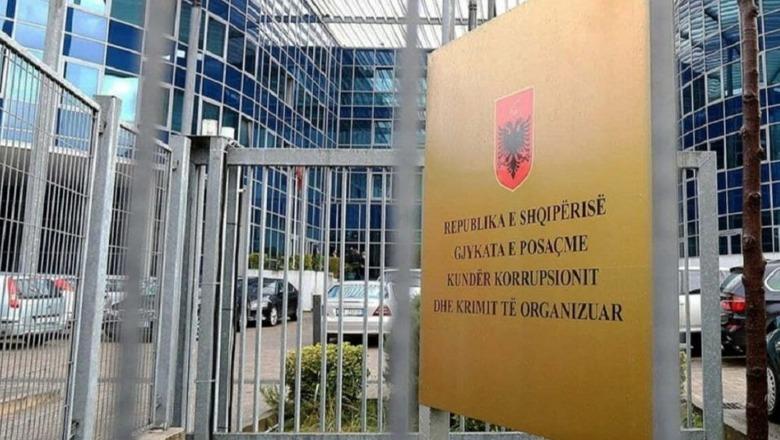 Ndihmoi në organizimin e atentatit ndaj dy  të fortëve të Vlorës   GJKKO dënon me 7 vite burg Erio Zejnon