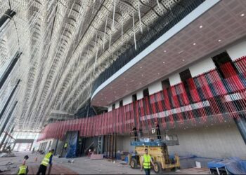 “Nuk ka nevojë për forcë, duhet kontratë!”, administratori i VIA-s i përgjigjet Pacollit pas përplasjeve për Aeroportin e Vlorës