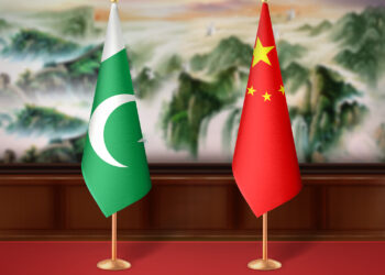 Wang Yi: Kina do të vazhdojë përpjekjet me Pakistanin për rivendosjen e shpejtë të paqes në Lindjen e Mesme