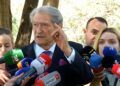 Kur e shkuara nuk lëshon rrugë: pse në protesta dëgjohet edhe “Berisha burg”