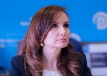 Protesta, Tabaku: Loja ka mbaruar! Shqipëria është lodhur nga korrupsioni dhe arroganca
