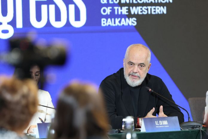  Nuk duhet humbur kurrë një krizë e mirë   Rama për Italpress  Protestat  Është përmbysur një parim themelor  Akuzuesit të sjellin prova 