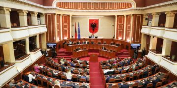 Nis seanca plenare në Kuvend, ja çfarë pritet të diskutohet