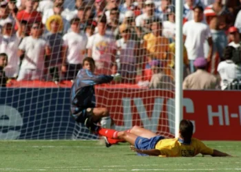Historia e autogolit dhe vrasja e kapitenit që la gjurmë në futbollin botëror