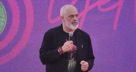  Kush më quan tradhtar është i pafytyrë   Rama u përgjigjet nga Shkodra akuzave të protestuesve