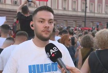 Krijohet “Besëlidhja e Tiranës”, studenti jep lajmin nga protesta: Do të krijojmë disa parti