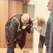 Komiteti Shqiptar i Helsinkit ngre alarmin: Kafazi i xhamit për të pandehurit gjatë gjyqit lejohet vetëm në raste të justifikuara sigurie
