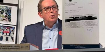 Ish-përfaqësuesi politik i UÇK: Kush është zëdhënësi i protestave në Tiranë, faqeziu Dritan Goxhaj?