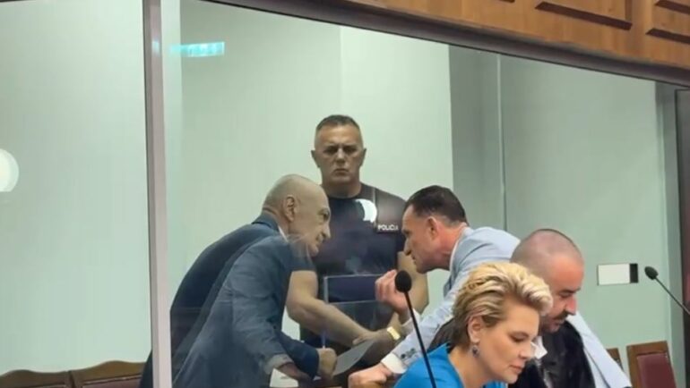Seanca në GJKKO  Meta akuza të forta drejt SPAK për fshehje të provave për lobimin në SHBA dhe aferën CEZ DIA