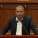 Deputeti i PS nxjerr zbuluar kundërshtarët e investimit në Zvërnec, ngre pikëpyetje për autobusë nga Greqia dhe përfshirjen e Belerit