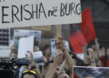 Pro protestës pa Berishën, pro investimit në Zvërnec