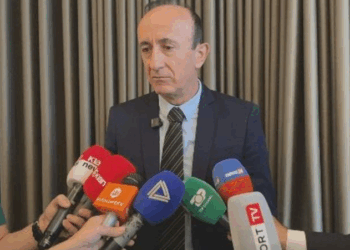 Mbytja e 15-vjeçarit në Gjirokastër, Sula paralajmëron masa: Gjoba, pezullim dhe mbyllje aktiviteti për shkelësit