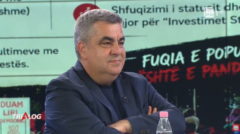 Gonxhja  Protestat nisën me emocion  më pas u futën në  mjegull  politike