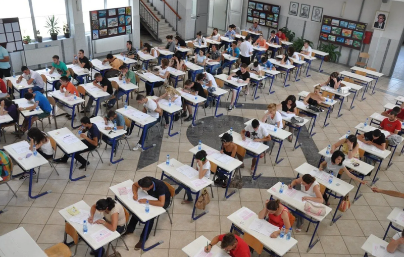 Sot provimi i Matematikës  mbi 26 mijë maturantë përballen me testin e Maturës Shtetërore