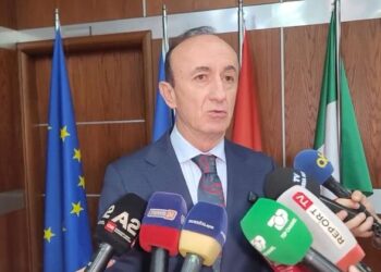 “Koha e kafes për shefin ka mbaruar”, Sula reagon ashpër ndaj inspektorëve: Përmbushni detyrën, ose ikni!