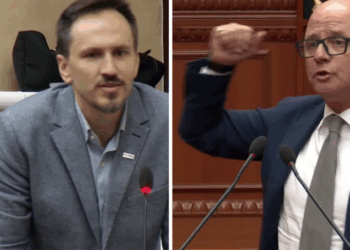 “Marksistë-leninistë të vegjël”/ Përplasje e ashpër mes deputetit demokrat dhe të Lëvizjes Bashkë (VIDEO)