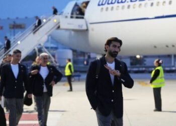Tension para sfidës me Egjiptin, SHBA ndalon kapitenin e Iranit në aeroport