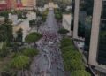 PAMJE NGA DRONI! Protesta e 23 kundër qeverisë, ja pjesëmarrja në bulevard (VIDEO)