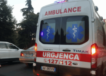 Aksident i rëndë në Kurbin, e reja përplas për vdekje 37-vjeçarin me motor