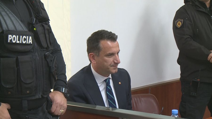 Veliaj me raport mjekësor  shtyhet për në 7 korrik seanca në Gjykatën e Posaçme