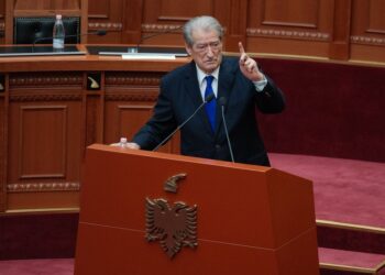 Berisha akuza Ramës: Po organizon anti-miting në Vlorë për Zvërnecin