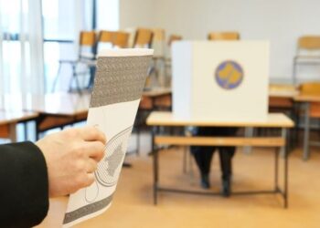 KQZ zbulon shifrat, ja sa qytetarë kanë votuar deri në mesditë në zgjedhjet në Kosovë