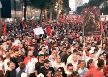 Protestuesi: Berisha është fajtori kryesor! Duhet të japin të gjithë dorëheqjen