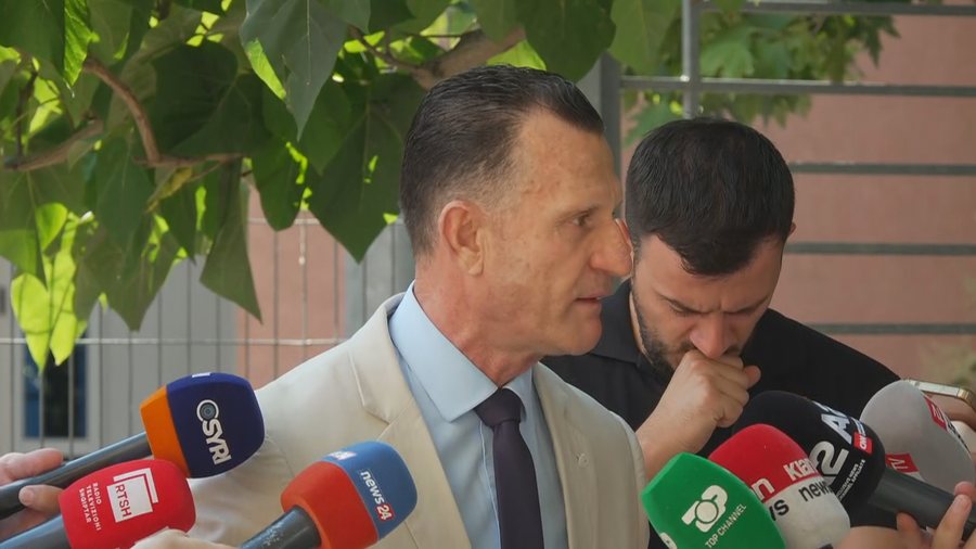  Donin ta eliminonin politikisht dhe fizikisht   deklarata e fortë e avokatit Cakrani  Do ta jap pasurinë time për Metën 