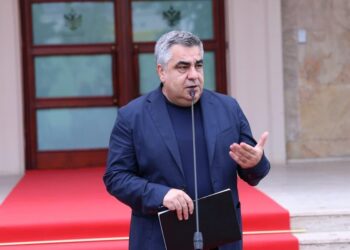 Gonxhja i përgjigjet protestuesve: Mandati i marrë nga qytetarët duhet respektuar
