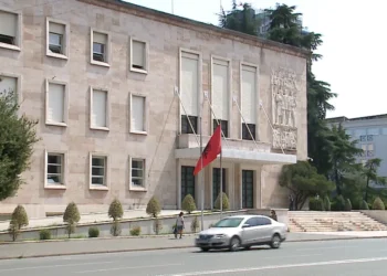 Rishikohet buxheti për vitin 2026/ Shtohen fondet për pensionet, mbrojtjen, shëndetësinë, rritjen e pagave dhe investimet