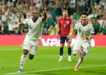 Bind Meksika, mund çekët 3-0 dhe i dërgon në shtëpi