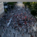 FOTOLAJM/ Nis protesta e 16-të para Kryeministrisë, ja sa është pjesëmarrja