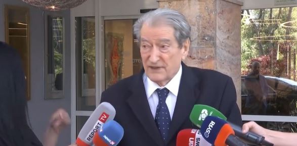 Takimi i parë pas arrestimit të Metës  Berisha tregon bisedën me ish presidentin