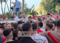 Dalin pamjet, kush janë personat e maskuar me kapuçë të pranishëm në protestën para Kryeministrisë?