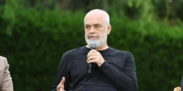 “Unë nuk jam kumbari i Shqipërisë”, Rama për FT: Nëse nuk do të ishte Kushner, askujt nuk do t’i interesonte për flamingot dhe Shqipërinë