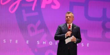 35-vjetori i PS/ Balla flet për projektin në Zvërnec: Investimi që e fut Shqipërinë në “Ligën e Kampionëve” të turizmit ndërkombëtar