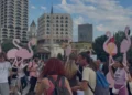 Dita e katërt e protestës për Zvërnecin, nis mbledhja e qytetarëve në sheshin “Skënderbej”