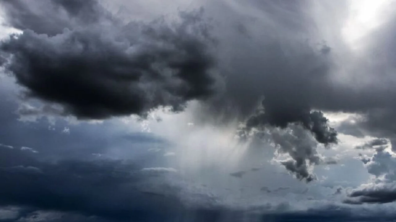 Kushte atmosferike të paqëndrueshme dhe vranësira  parashikimi i motit për këtë të enjte