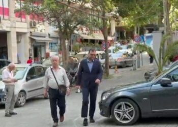 Drejtori i Hekurudhës Ergys Verdho paraqitet në SPAK, shoqërohet nga avokati